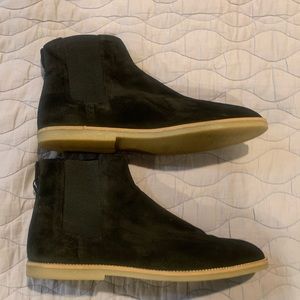 Zara BLK Velvet Chelsea Boots